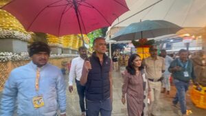 ಹಾಸನಾಂಬ ದೇವಸ್ಥಾನಕ್ಕೆ ಸಚಿವ ಕೃಷ್ಣಬೈರೇಗೌಡರ ದಿಢೀರ್ ಭೇಟಿ, ಪರಿಶೀಲನೆ